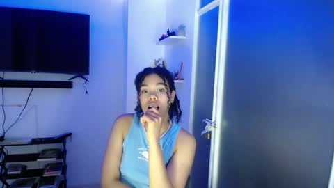 Snapshot of dena_k_ chatting on December 11, 10:36 am Dena k s online show from December 11, 10:36 am