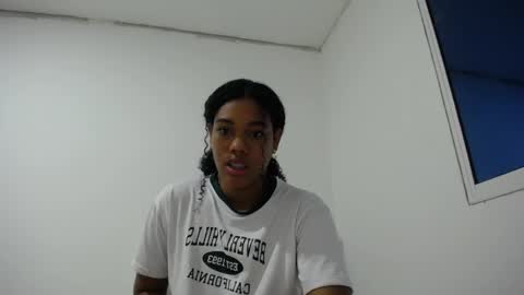 Snapshot of dena_k_ chatting on February 4, 10:00 am Dena k s online show from February 4, 10:00 am