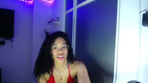 Snapshot of dena_k_ chatting on December 10, 10:28 am Dena k s online show from December 10, 10:28 am