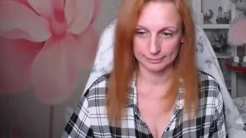 Snapshot of denhiey_here chatting on October 24, 6:37 pm denhiey online show from October 24, 6:37 pm