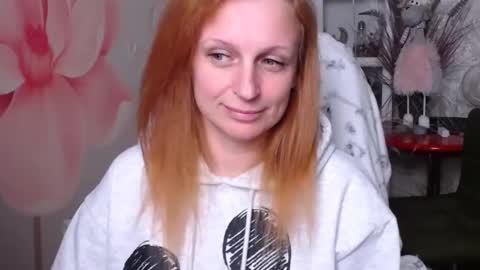 Snapshot of denhiey_here chatting on January 17, 6:02 pm denhiey online show from January 17, 6:02 pm