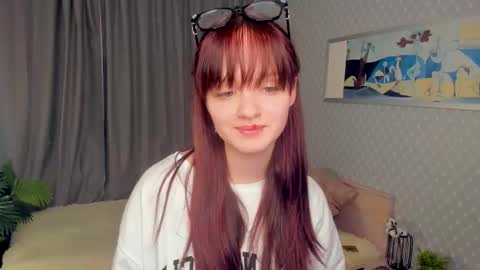 Pola online show from March 30, 3:33 pm