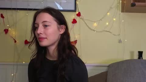 Olivia online show from November 1, 9:46 am