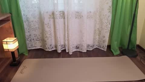 Olivia online show from October 29, 9:02 am