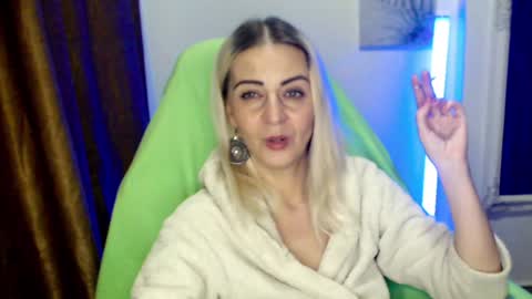 Denysya online show from December 9, 5:52 pm