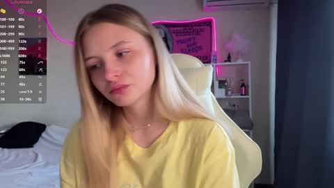 Vi  Victoria online show from April 28, 1:04 pm