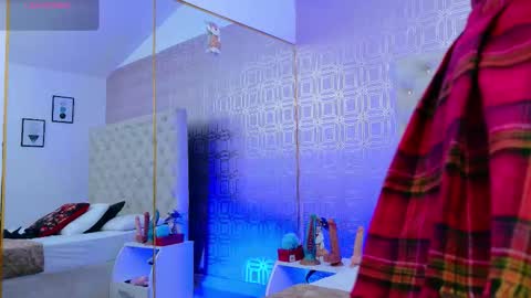 Derieri D online show from January 6, 8:01 pm