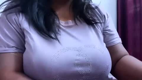 Snapshot of desi_punjabn chatting on September 11, 3:29 am simran online show from September 11, 3:29 am