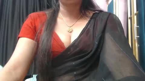 Snapshot of desimaisa130 chatting on October 15, 4:20 pm Maisa online show from October 15, 4:20 pm