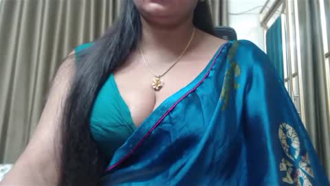 Snapshot of desimaisa130 chatting on March 4, 5:45 pm Maisa online show from March 4, 5:45 pm