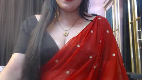 Snapshot of desimaisa130 chatting on November 1, 5:39 pm Maisa online show from November 1, 5:39 pm