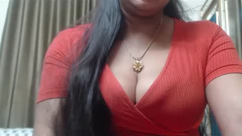 Snapshot of desimaisa130 chatting on February 17, 5:44 pm Maisa online show from February 17, 5:44 pm