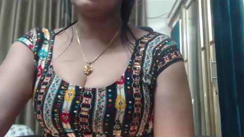 Snapshot of desimaisa130 chatting on January 27, 5:48 pm Maisa online show from January 27, 5:48 pm