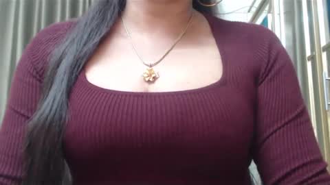 Snapshot of desimaisa130 chatting on January 6, 3:08 pm Maisa online show from January 6, 3:08 pm