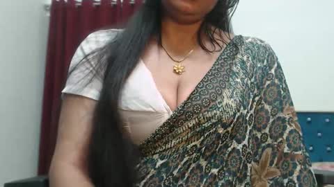 Snapshot of desimaisa130 chatting on September 17, 5:11 pm Maisa online show from September 17, 5:11 pm