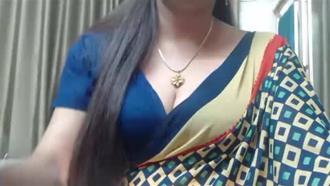 Snapshot of desimaisa130 chatting on December 25, 3:49 pm Maisa online show from December 25, 3:49 pm