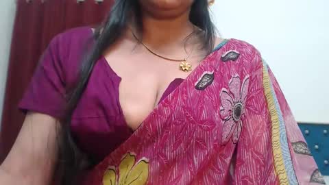 Snapshot of desimaisa130 chatting on September 19, 6:18 pm Maisa online show from September 19, 6:18 pm