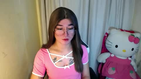 LORINE online show from February 23, 7:23 pm