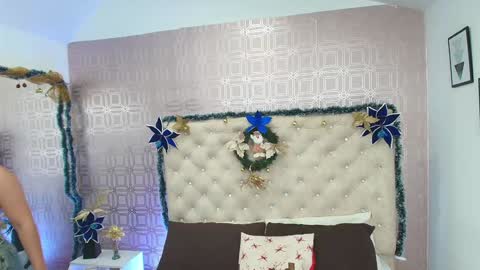 Snapshot of desire_sara chatting on January 10, 12:26 pm Sara Desire online show from January 10, 12:26 pm