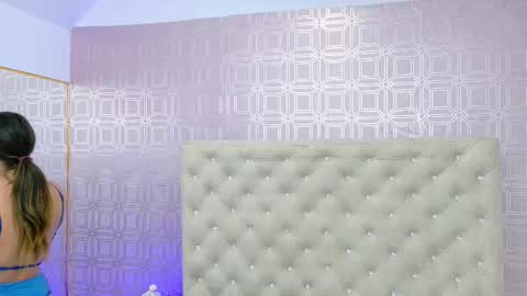 Snapshot of desire_sara chatting on September 20, 12:14 pm Sara Desire online show from September 20, 12:14 pm