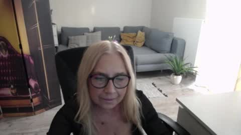 S O F I A online show from March 24, 3:39 pm