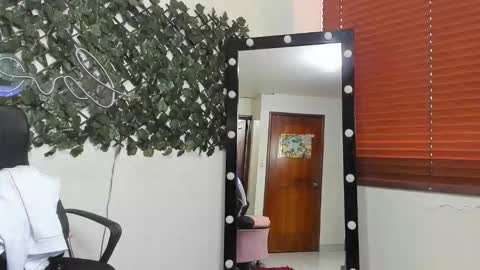 Destiny online show from December 2, 12:07 pm