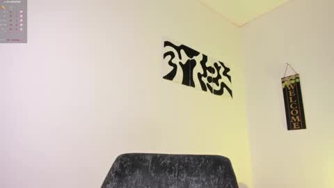 desty_y online show from October 9, 1:43 am