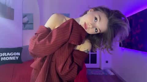 Snapshot of deva_alice chatting on February 14, 2:54 pm Id be happy to have a steamy stream girl online show from February 14, 2:54 pm