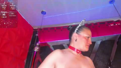 devil_taylorx online show from January 27, 2:13 pm