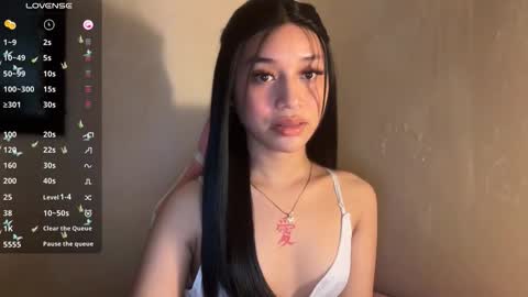 Devine Greyson online show from November 12, 1:20 pm