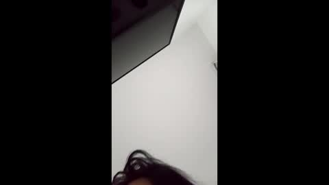 dewwa830557 online show from May 8, 9:27 pm