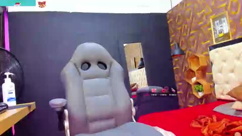 Madisson online show from December 27, 7:57 pm