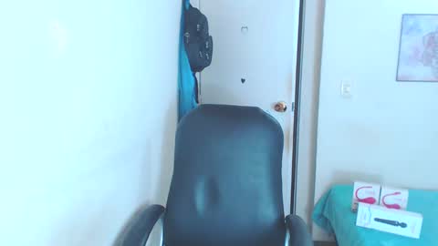 Paola online show from October 28, 10:25 pm