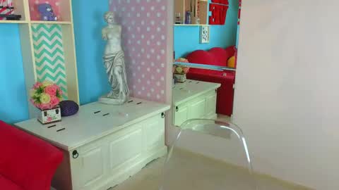 Di online show from November 7, 8:53 am