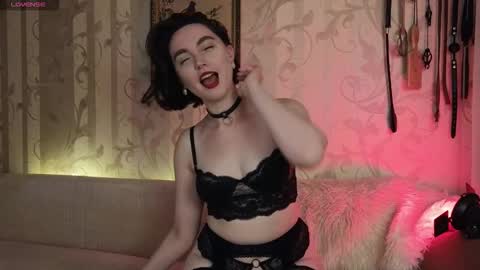 Diana Di Honey online show from September 8, 2:16 pm