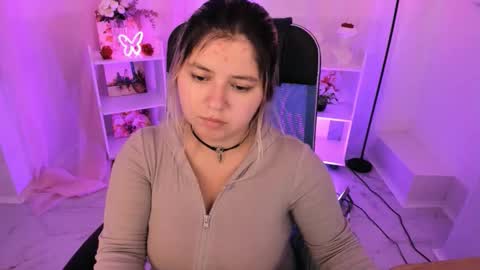 Dia online show from September 25, 5:28 am