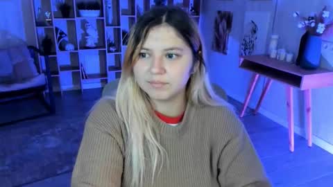 Dia online show from October 13, 7:16 pm