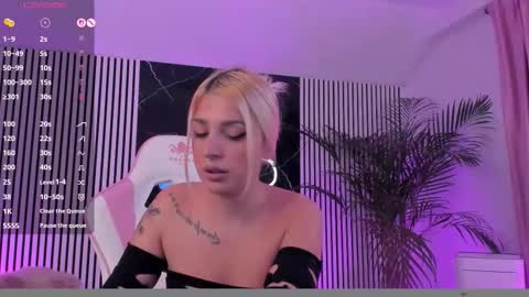 Thea online show from November 1, 7:40 pm