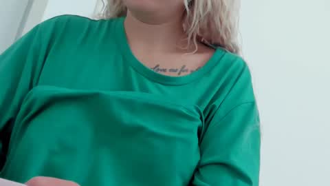 Thea online show from January 8, 7:45 am