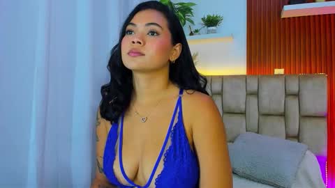 diamond_canela online show from March 5, 2:40 am