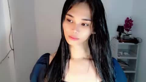Bella online show from May 29, 12:25 pm