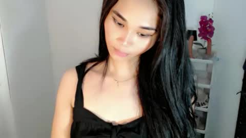 Bella online show from April 10, 9:37 am