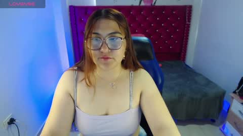 Snapshot of diamondfox_m chatting on March 1, 12:34 pm Your Diamond online show from March 1, 12:34 pm