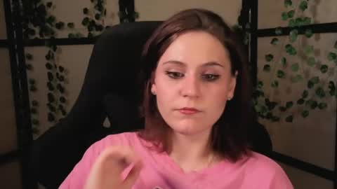 Diana online show from April 12, 3:04 pm