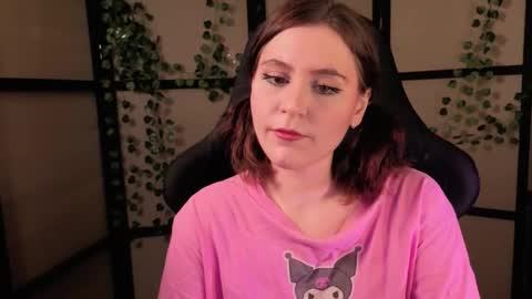 Diana online show from March 22, 1:28 pm