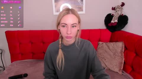 Snapshot of diana_garrett chatting on January 21, 1:50 am Diana online show from January 21, 1:50 am