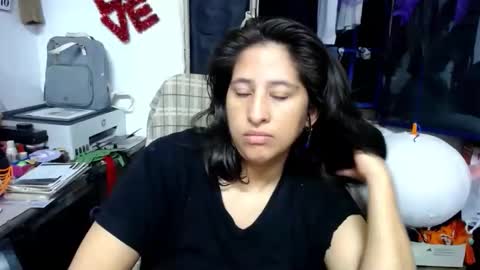 Snapshot of diana_rogu chatting on October 23, 8:09 am diana_rogu online show from October 23, 8:09 am