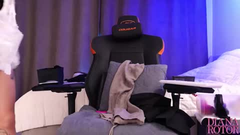 Snapshot of diana_rotor chatting on October 14, 6:49 am Diana online show from October 14, 6:49 am