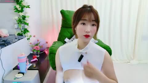 diandian770914 online show from July 12, 11:55 am