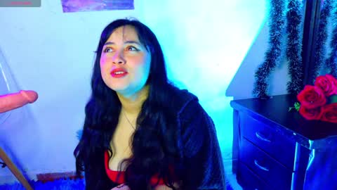 Snapshot of diane_1 chatting on December 19, 10:02 am DIANE online show from December 19, 10:02 am